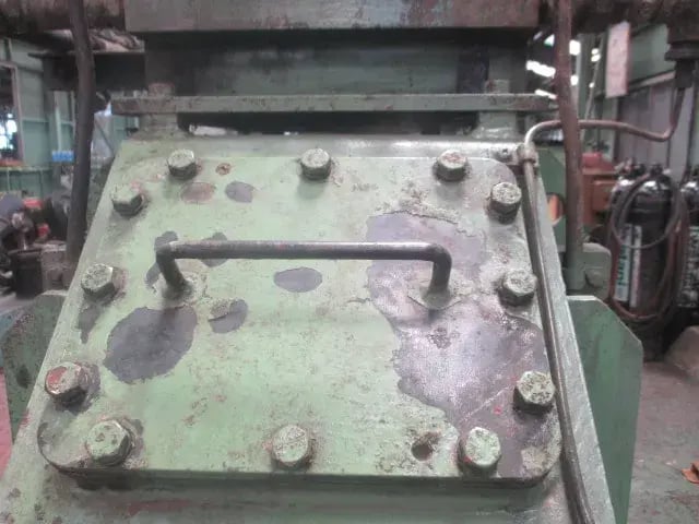 本体分解前(錆、腐食がみられます)