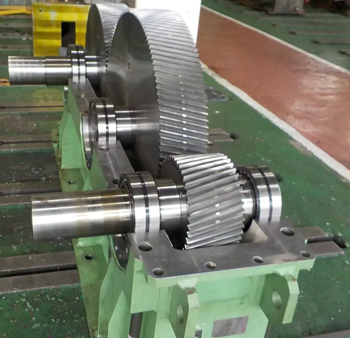 減速機本体組立中