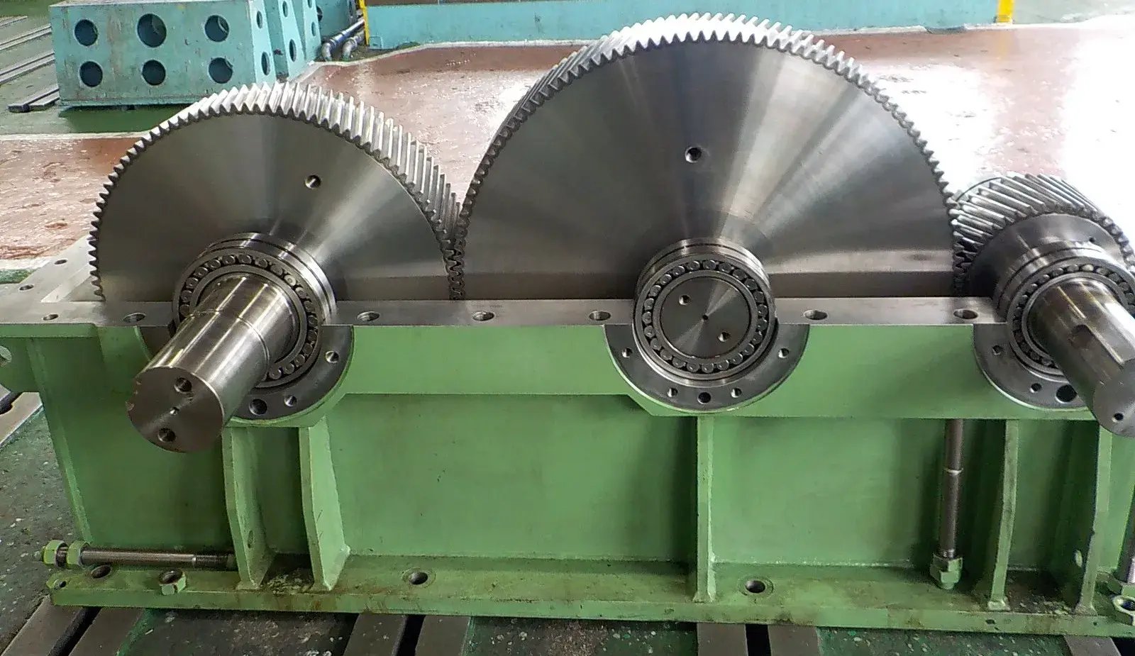 減速機本体組立中